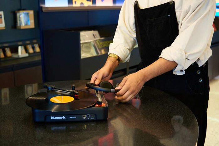 Virgin Voyages Shopping Voyage Vinyl 11.jpg